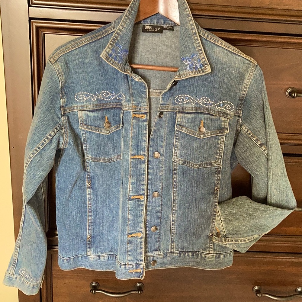 Womens Embellished fleur de lis jean jacket Size S
